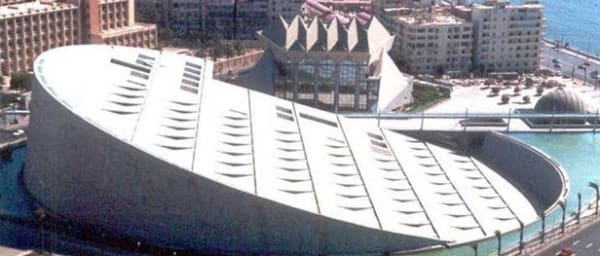 1-Day Alexandria Historical Tour with Catacombs and Qaitbay Citadel