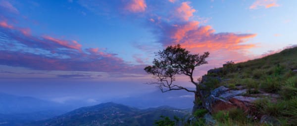 6-Hour Valley of a Thousand Hills Tour from Durban with Zulu Art