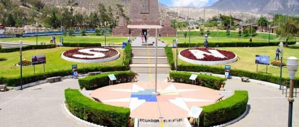 6-Day Ecuador Culture and Nature Tour with Mindo and Papallacta