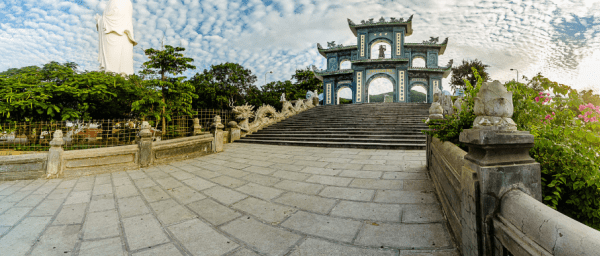 8-Hour Da Nang City Tour with Marble Mountains and My Khe Beach