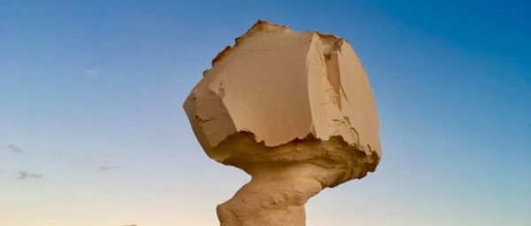 2-Day Bahariya Desert Tour from Cairo with White Desert Camping