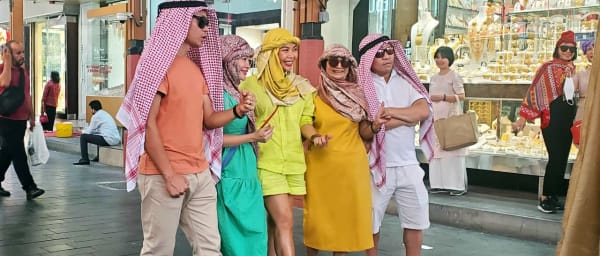 8-Hour Private Dubai Tour with Old Dubai, Souks and Burj Khalifa