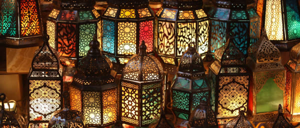 Full-Day Giza Pyramids and Egyptian Museum Tour with Nile Felucca