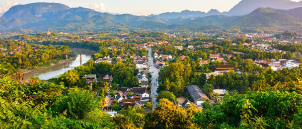3-Day Luang Prabang and Muang Ngoi Tour with Nong Khiaw Cruise