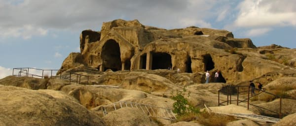 6-Hour Uplistsikhe Cave Town Tour with Gori Stalin Museum