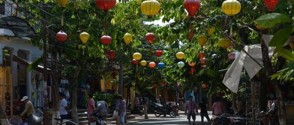 8-Hour Hoi An Food Tasting Tour with Ancient Town and Thu Bon Cruise