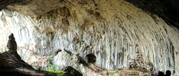 3-Day Serbia Cave and Village Tour from Belgrade with Zlatibor