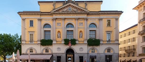 2-Hour Walking Tour of Lugano with Local Insights and Insider Tips
