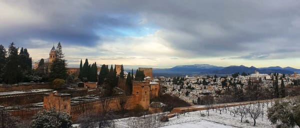 3-Hour Granada Fortresses & Palaces Tour
