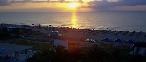 Full-Day Nabeul and Hammamet Tour with Pottery and Beach Resort