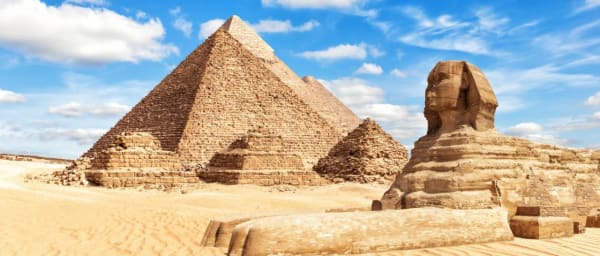 9-Hour Pyramids Tour of Giza, Saqqara and Memphis