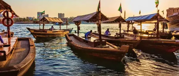 6-Hour Dubai City Tour with Abra Ride and Heritage Souks