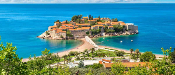 6-Hour Sveti Stefan and Bar Tour with Reževići Monastery