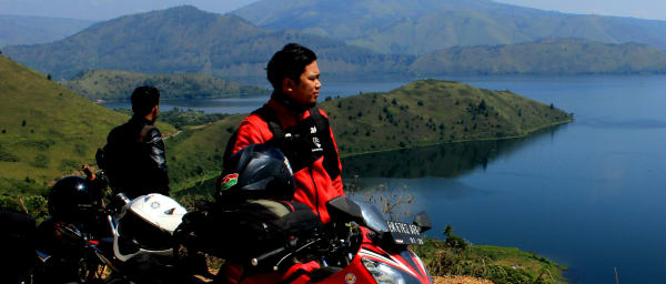 3-Day North Sumatra Motorbike Adventure from Medan via Lake Toba