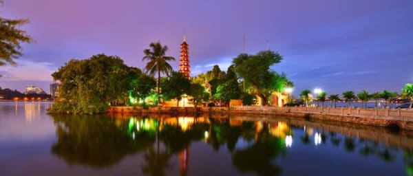 12-Hour Hanoi Cultural Tour with Old Quarter and Water Puppet Show
