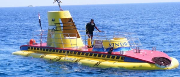 2-Hour Red Sea Semi-Submarine Tour in Sharm El Sheikh