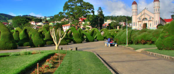 5-Hour Sarchí and Zarcero Tour from San Ramón with Oxcart Factory