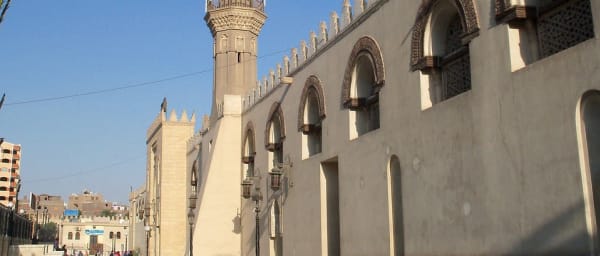 8-Hour Old Cairo Highlights Tour with Islamic Heritage and Souk Visit