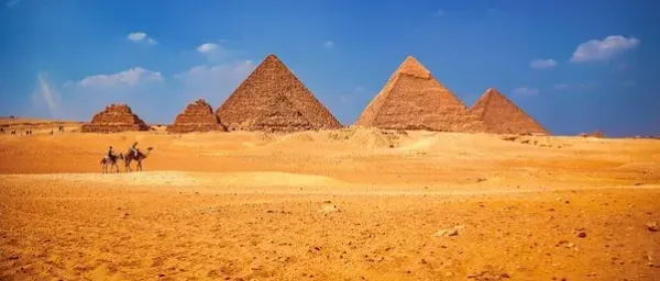 8-Hour Giza, Saqqara and Memphis Tour with Egyptologist Guide