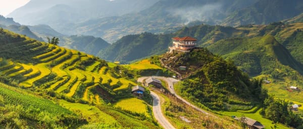 2-Day Sa Pa Sightseeing Tour from Hanoi with Cat Cat and Lao Chai