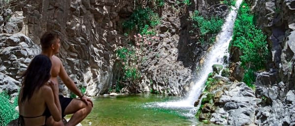 4-Hour Oxena Waterfall Tour from Catania with River Water Trekking