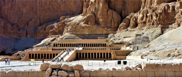 Full-Day Luxor Sightseeing Tour with East and West Bank Highlights