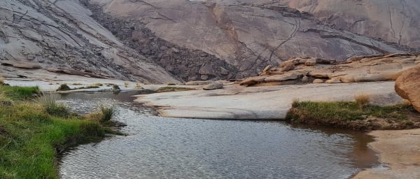 1-Day Jabalah Mountain Hike from Riyadh with Dinner