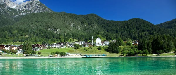 1-Day Dolomites Alpine Lakes Tour from Venice with Lake Braies