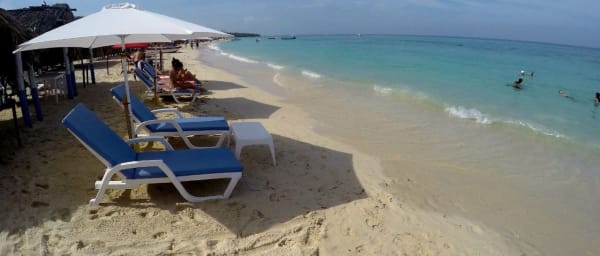 8-Hour Quatly Beach Tour from Cartagena with Lunch on Barú