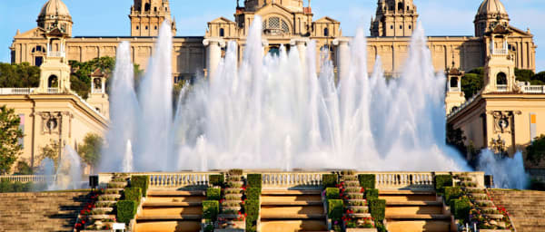 8-Hour Barcelona City Tour with Sagrada Família and Güell Park