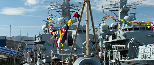 Full-Day Dickens Tour of Rochester and Chatham with Naval Museums