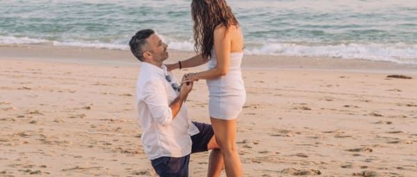 1-Hour Proposal Photography Session in Quarteira with Edited Photos