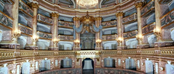 Full-Day Royal Palace of Caserta Tour with Bourbon Gardens