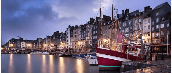 8-Hour Normandy Tour of Deauville, Trouville and Honfleur