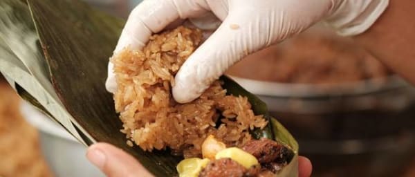6-Hour Taipei Zongzi Cooking Class with Market Visit