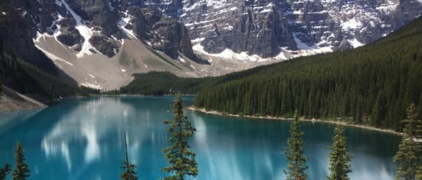 6-Hour Lake Louise and Moraine Lake Tour from Banff with Banff Town