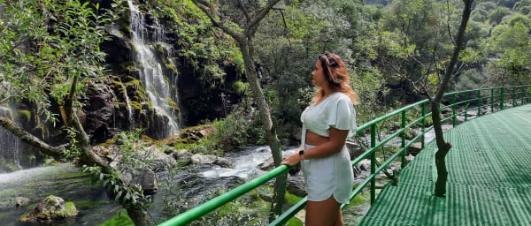 10-Hour Dashbashi Canyon Walking Tour with Georgian Dining