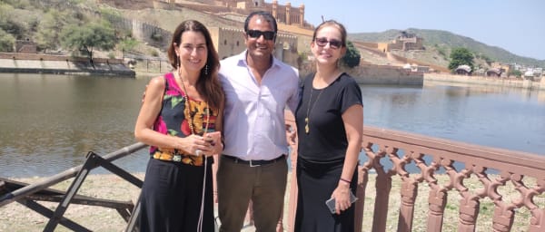 4-Hour Amber Fort Tour in Jaipur with Sheesh Mahal and AC Car