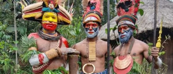 4-Day Goroka Festival Tour with Asaro Mudmen and Grandstand Access