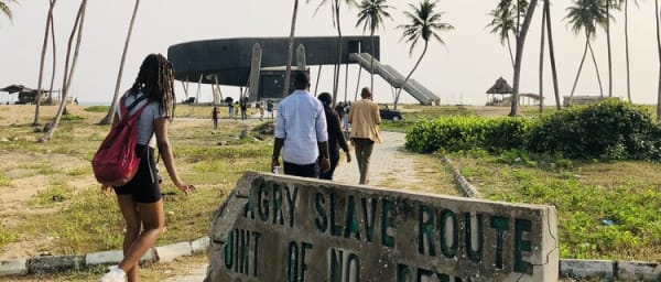4-Hour Badagry Slave Trade Tour with Gberefu Island Boat Ride