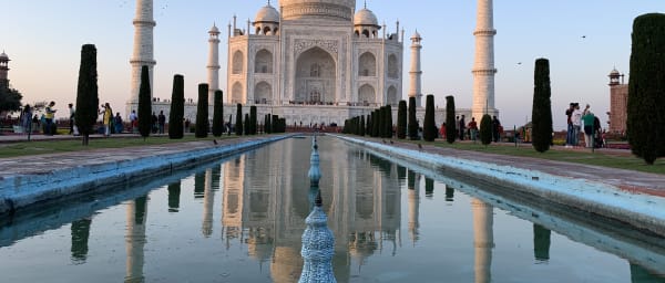 6-Hour Agra Sightseeing Tour with Taj Mahal Sunrise and Mehtab Bagh