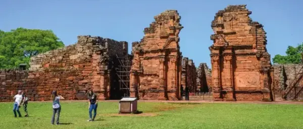 10-Hour San Ignacio Miní and Santa Ana Cross Tour from Puerto Iguazú