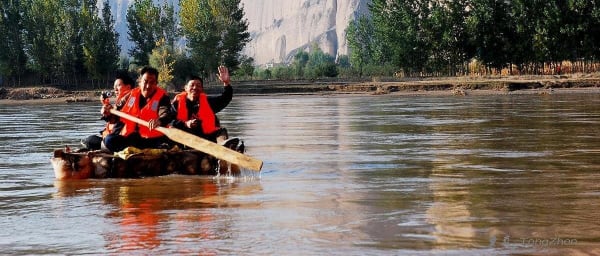 1-Day Yellow River Stone Forest Tour from Lanzhou with Rafting