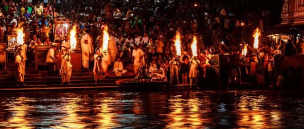 6-Hour Varanasi Walking Tour with Temples, Ghats and Ganga Aarti