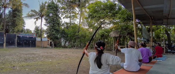 8-Hour Javanese Archery Lesson in Yogyakarta with Jemparingan