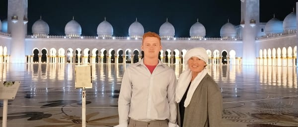 4-Hour Abu Dhabi by Night Tour with City Lights and Waterfront Views