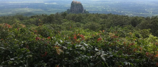 1-Day Mount Popa Tour from Bagan with Lunch and Sunset View