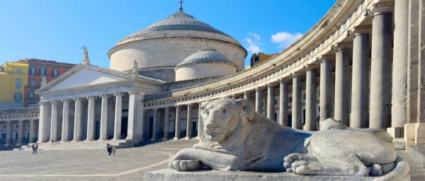 2-Hour Naples Private Walking Tour with a Local
