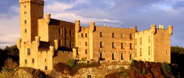 8-Hour Skye Tour with Trotternish, Dunvegan Castle and Neist Point