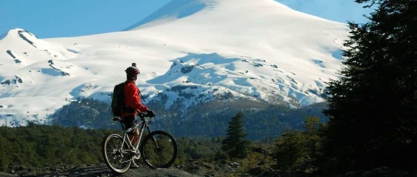 5-Day Pucón Trekking Adventure with Huerquehue and Hot Springs